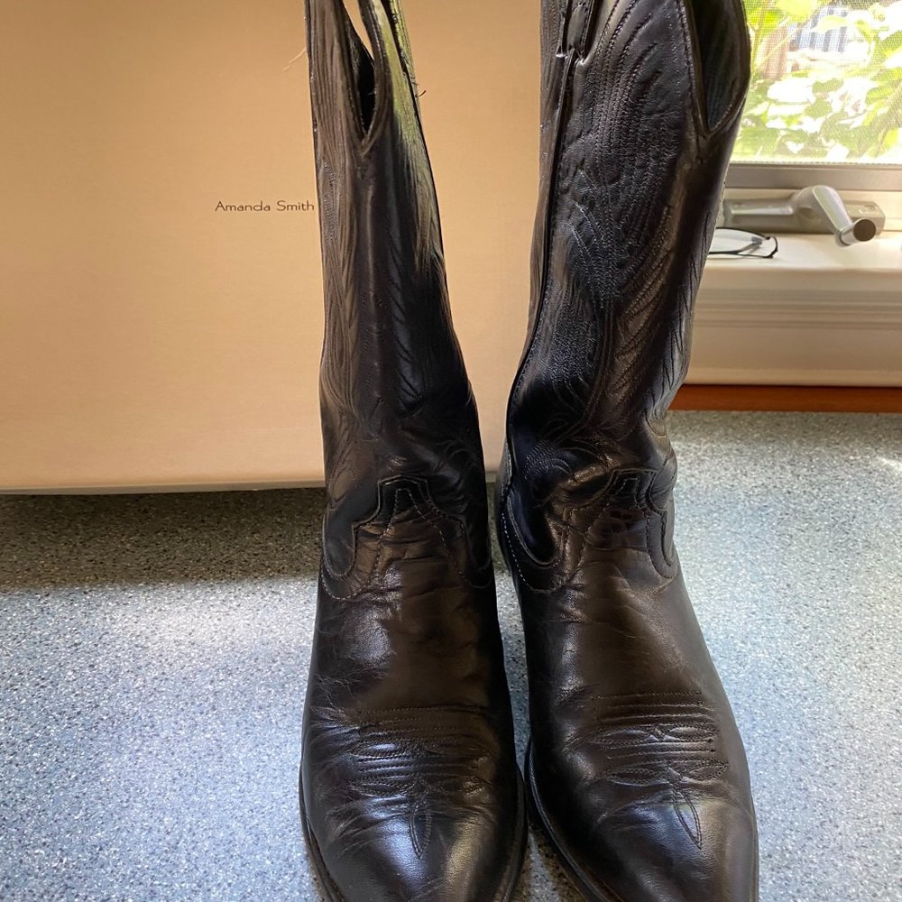 Amanda Smith cowboy boots